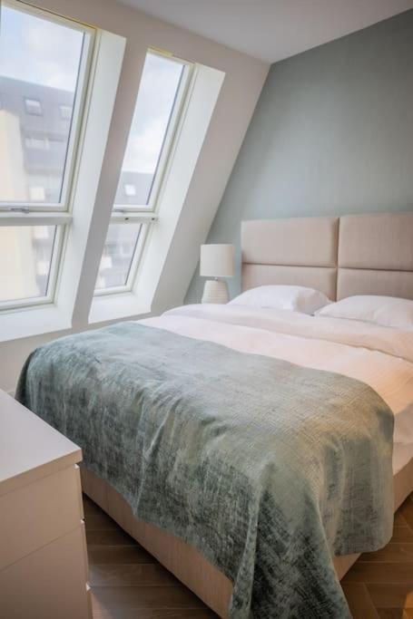 Penthouse Royal, Luxurious And Cozy With Sauna Cadzand Exterior photo