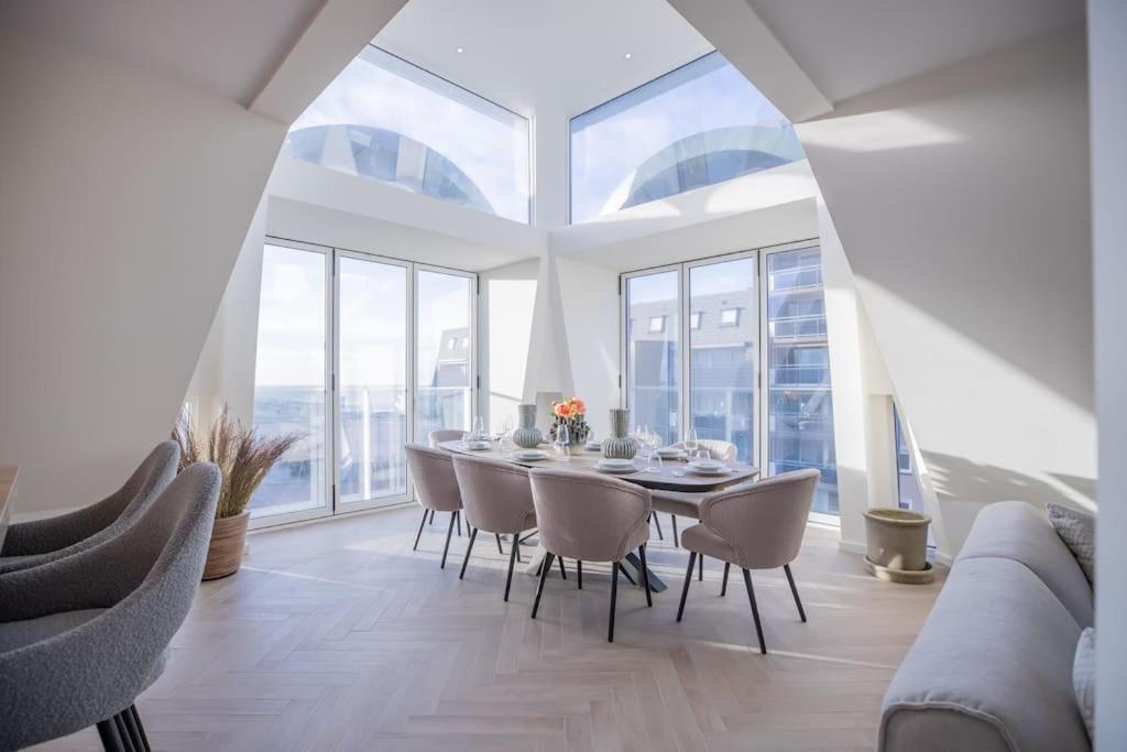 Penthouse Royal, Luxurious And Cozy With Sauna Cadzand Exterior photo
